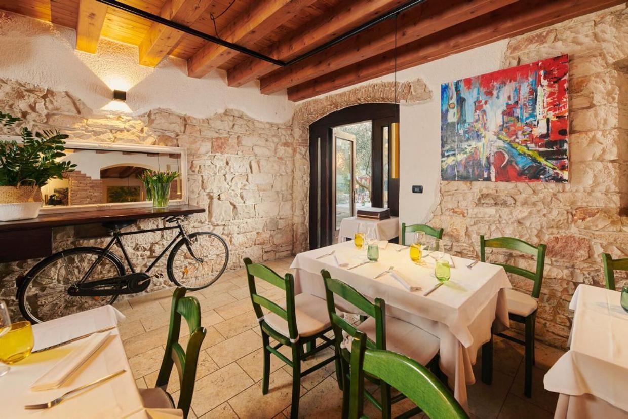 Casa Romantica La Parenzana Buje Extérieur photo