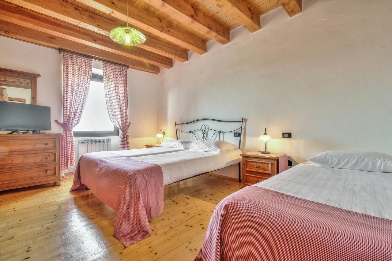 Casa Romantica La Parenzana Buje Extérieur photo